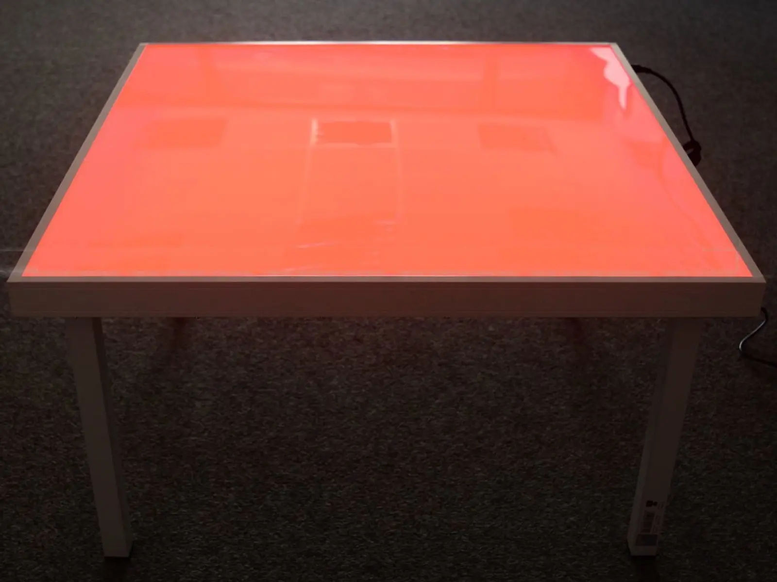 Stolik LED z podświetlanym blatem 60x60 cm